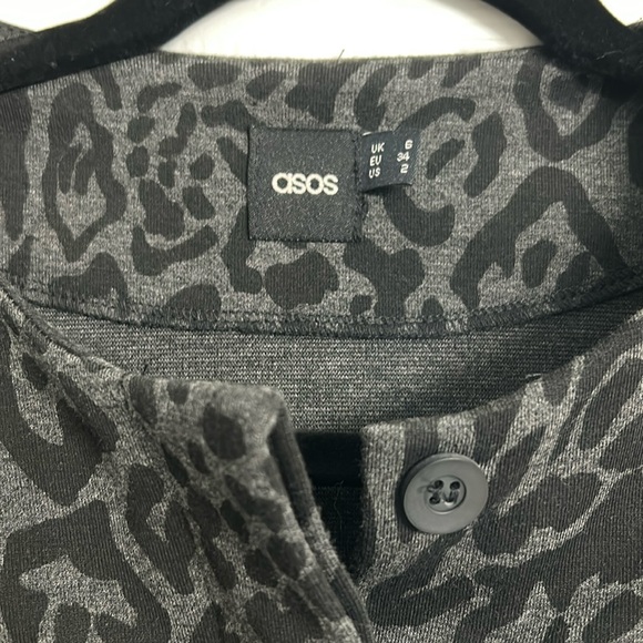 Peplum animal print evening jacket - Picture 2 of 4